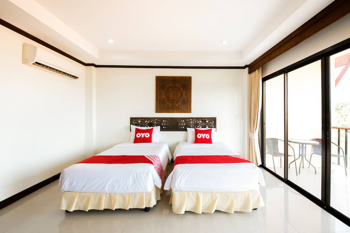 Habitación Deluxe con 2 camas individuales, vistas al mar | Escritorio, sistema de insonorización, wifi gratis