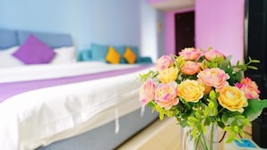 ห้องดีลักซ์สำหรับสี่ท่าน | โต๊ะทำงาน, ผ้าม่านกันแสง, Wi-Fi ฟรี, ผ้าปูที่นอน