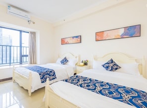 Deluxe Studio, 2 Bedrooms | Desk, blackout drapes, free WiFi, bed sheets - Guangzhou Xiyunlai International Apartment Pazhou Exhibition Center Store (Guangzhou)