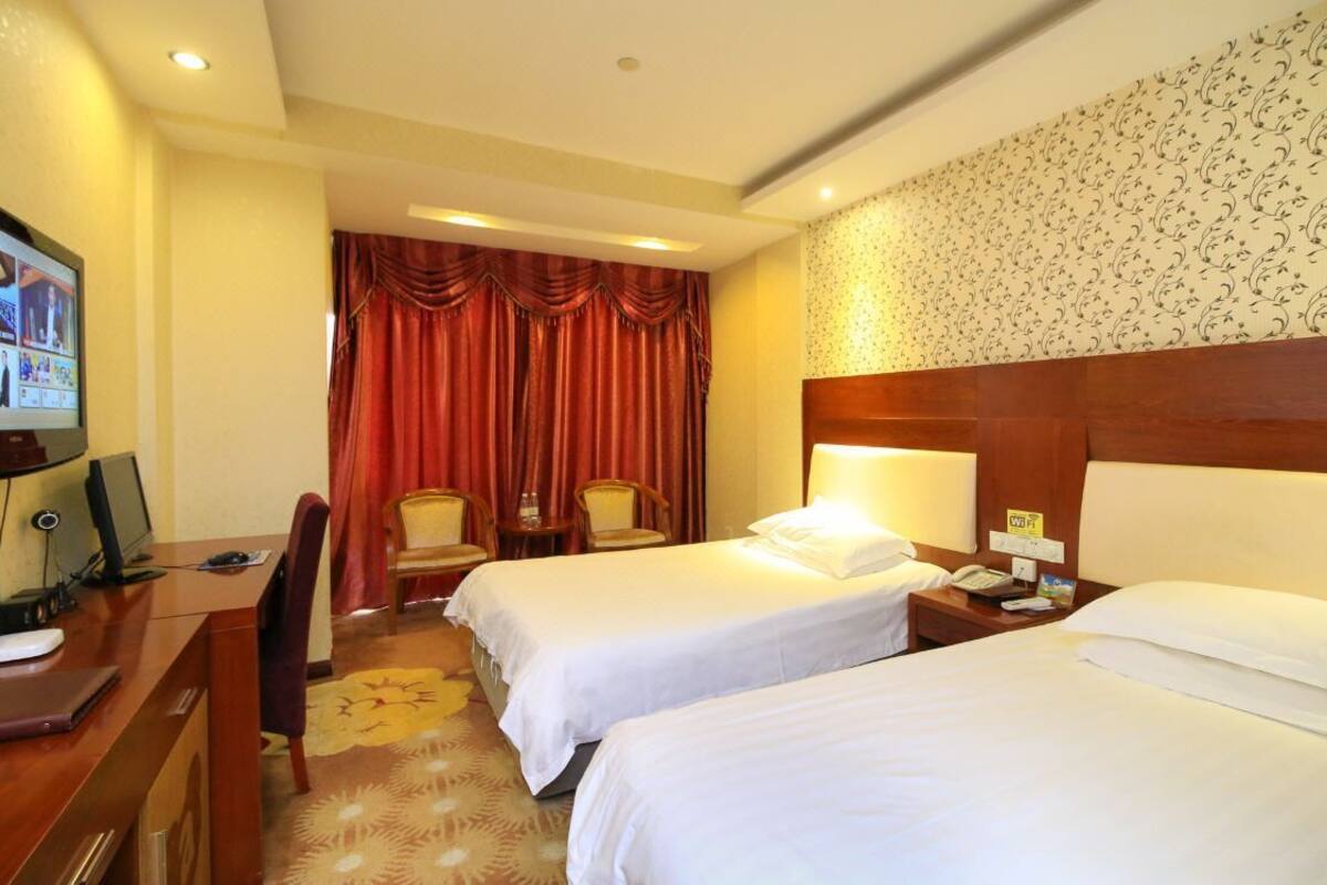 ห้องทวิน | ผ้าม่านกันแสง, ห้องเก็บเสียง, Wi-Fi ฟรี, ผ้าปูที่นอน