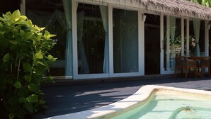 Villa, 1 kingsize-seng, privat basseng, bassengutsikt (Batu Sepatu) | Terrasse/patio
