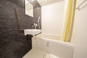 Apartment | Bathroom | Combined shower/bathtub, free toiletries, hair dryer, slippers - Comfort Self Hotel HACHI-EMON (Osaka)