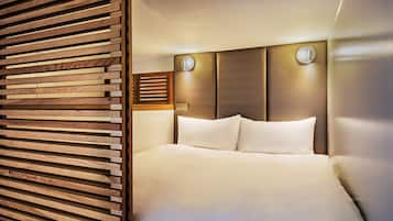 1 bedroom, down comforters, free WiFi, bed sheets