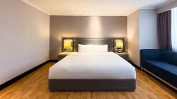 Grand-suite - flere senge | Allergivenligt sengetøj, pengeskab på værelset, mørklægningsgardiner