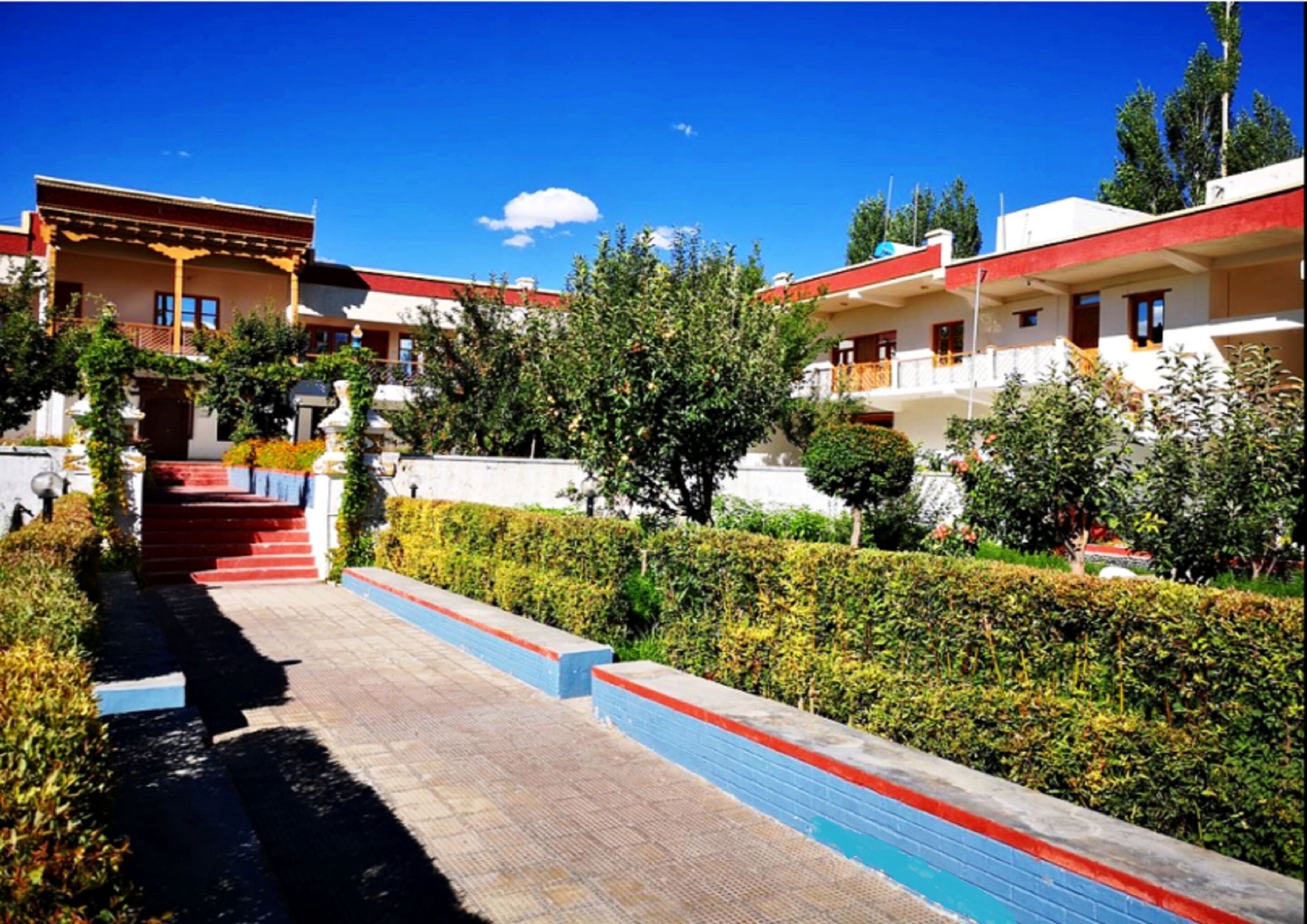 Fachada de la propiedad