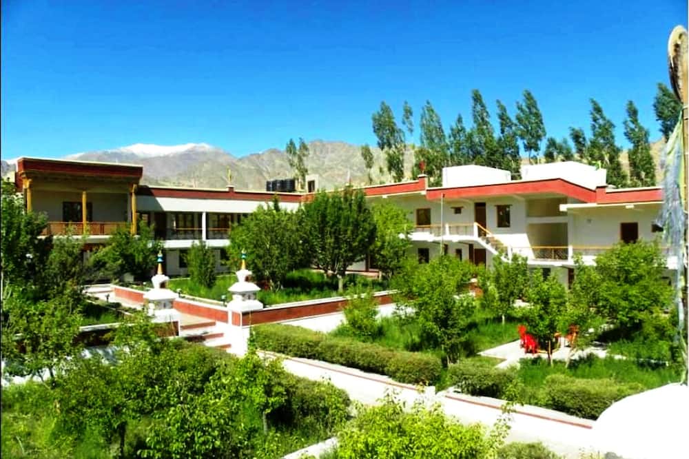 TIH Global Family Resort - Saboo - Leh