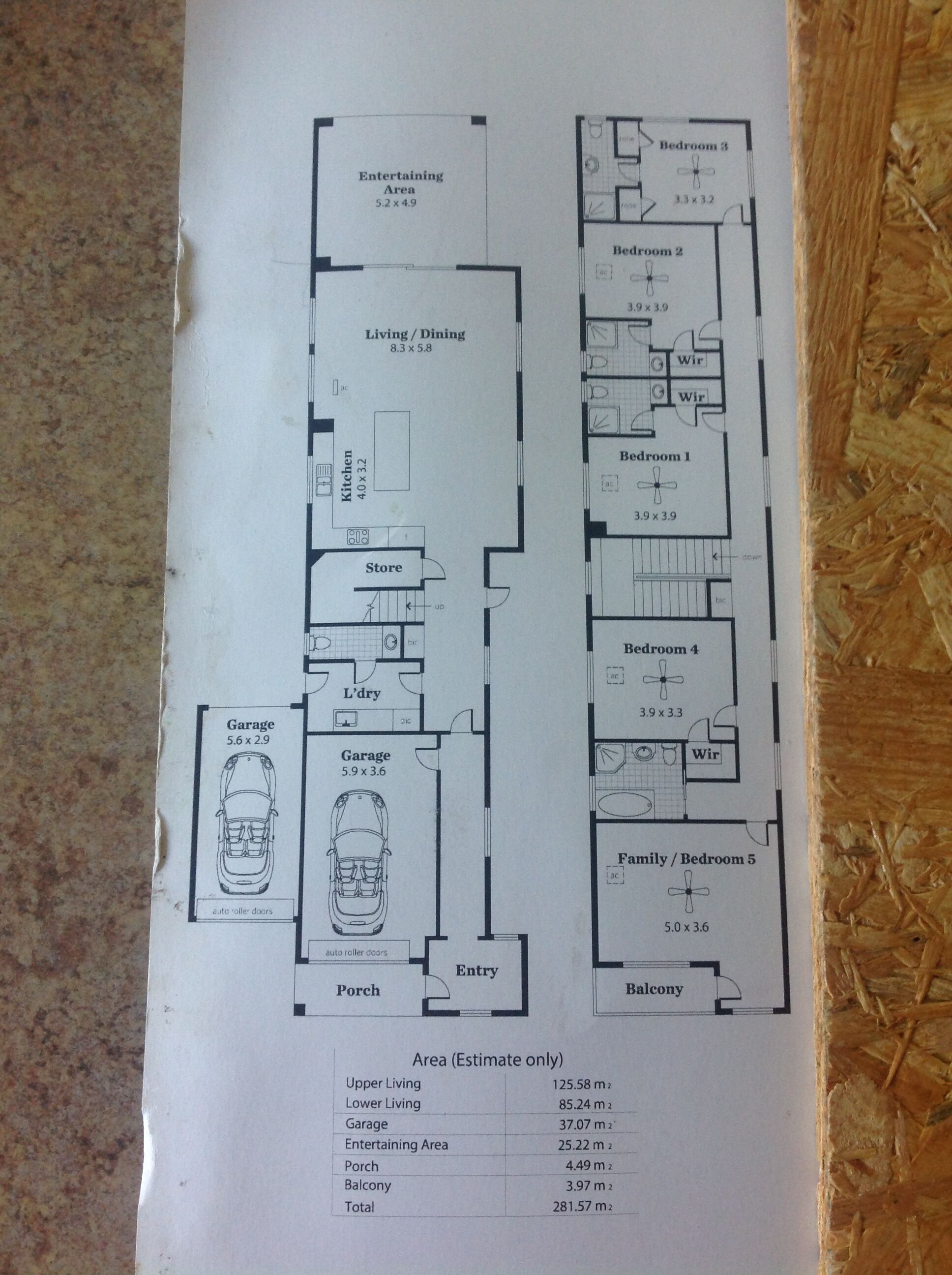 AGATHAS  AT  MARION \n4 Bedrooms 3 with Ensuites  & 4th Bedroom Main Bathroom — image 3