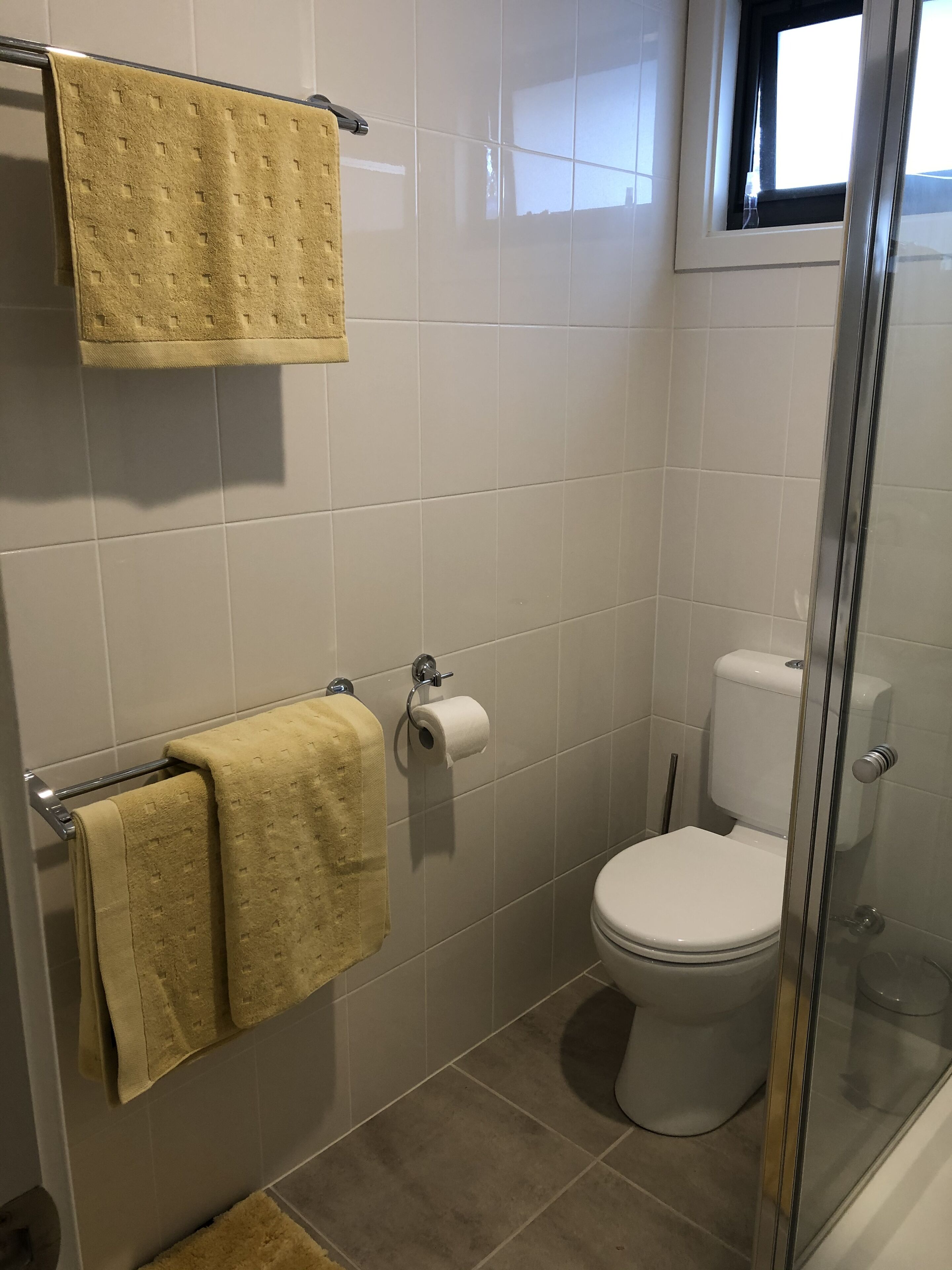 AGATHAS  AT  MARION \n4 Bedrooms 3 with Ensuites  & 4th Bedroom Main Bathroom — image 11