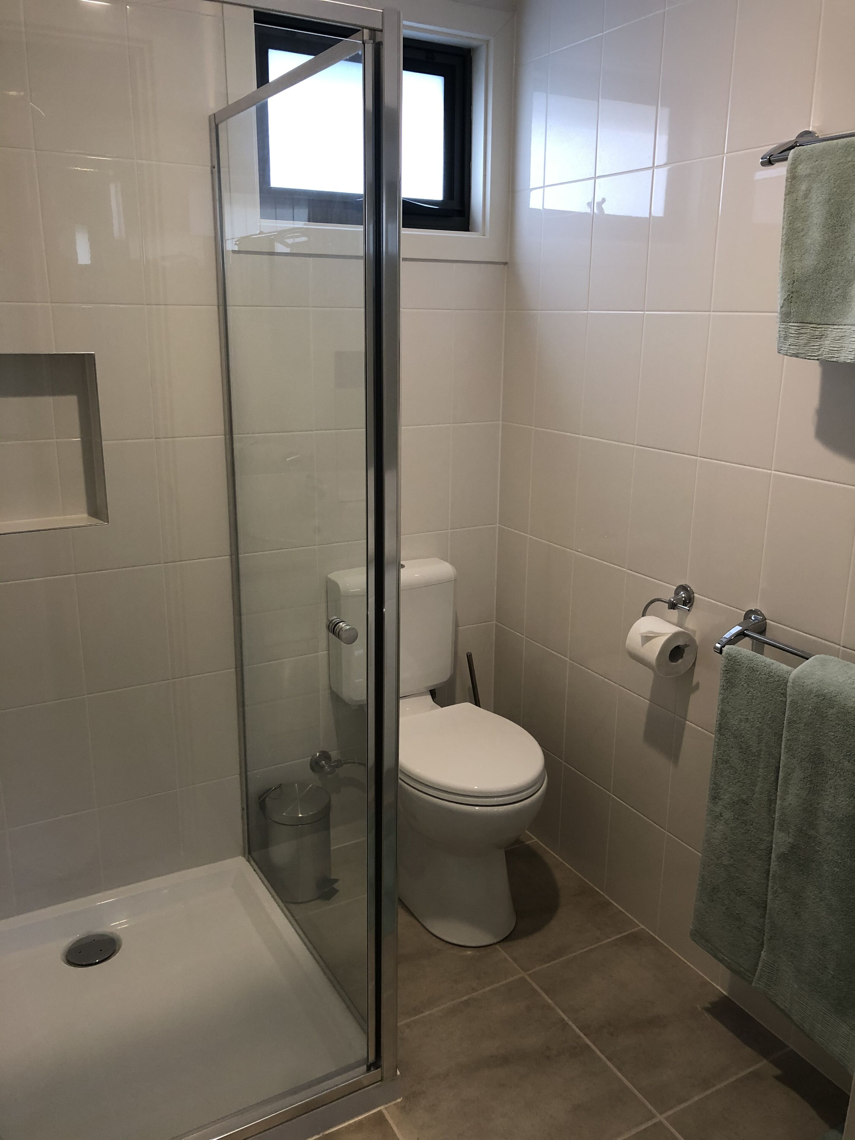 AGATHAS  AT  MARION \n4 Bedrooms 3 with Ensuites  & 4th Bedroom Main Bathroom — image 5