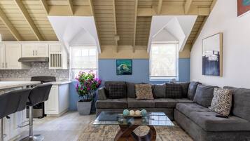 Luxury Apartment, Multiple Beds, Non Smoking, Beach View | Living area | 37-inch TV with digital channels, Netflix, streaming services