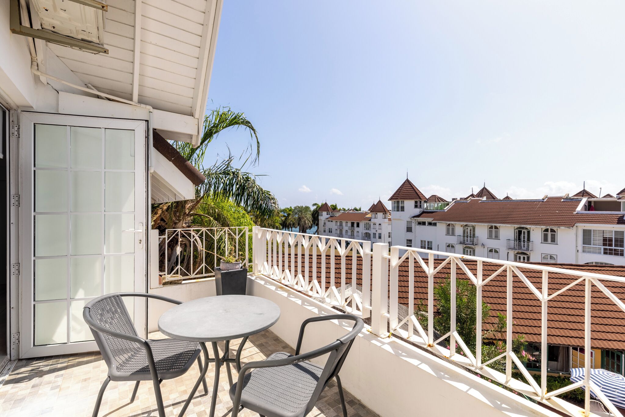 Luxury Apartment, Multiple Beds, Non Smoking, Beach View | Terrace/patio