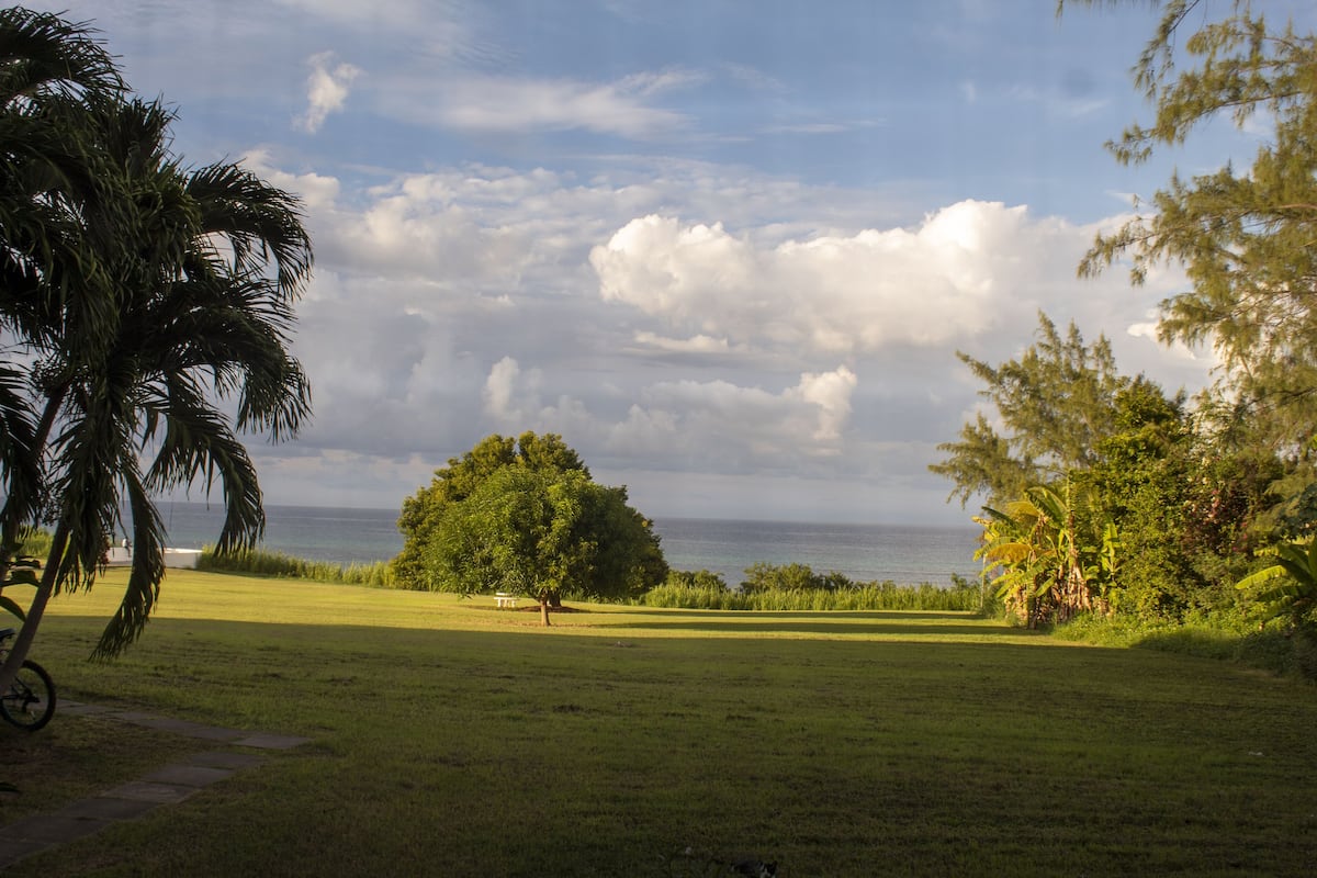 Fabulous 1 Bedroom Oceanview | Terrace/patio
