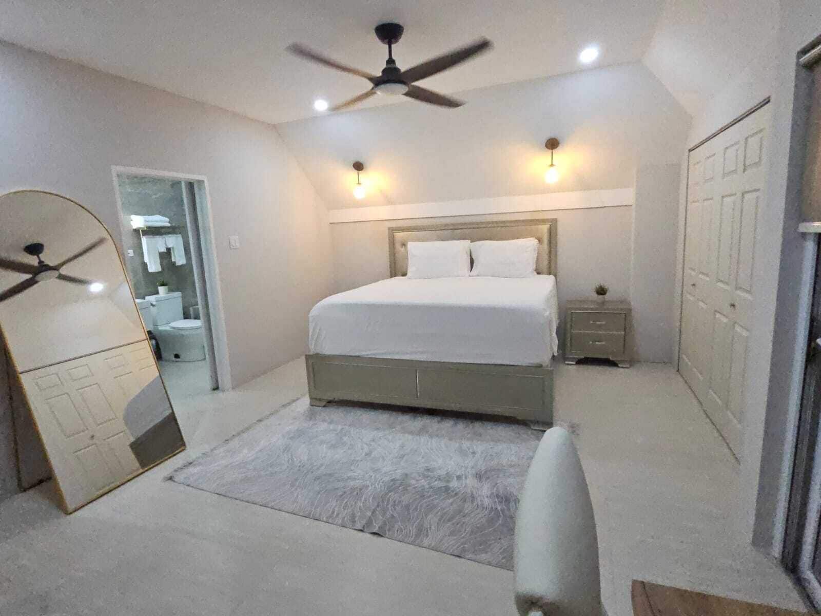 Penthouse Luxe | Décoration personnalisée, ameublement personnalisé, bureau