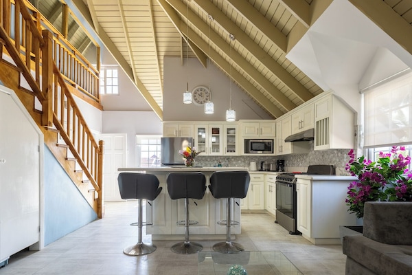 Luxury Apartment, Multiple Beds, Non Smoking, Beach View | Individually decorated, individually furnished, desk, iron/ironing board