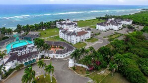 Unclassified image, 5 of 96, button - Seacastles Apartments (Montego Bay)