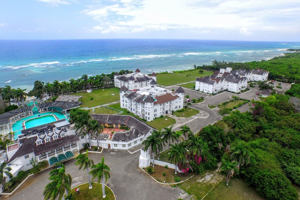 Seacastles Apartments