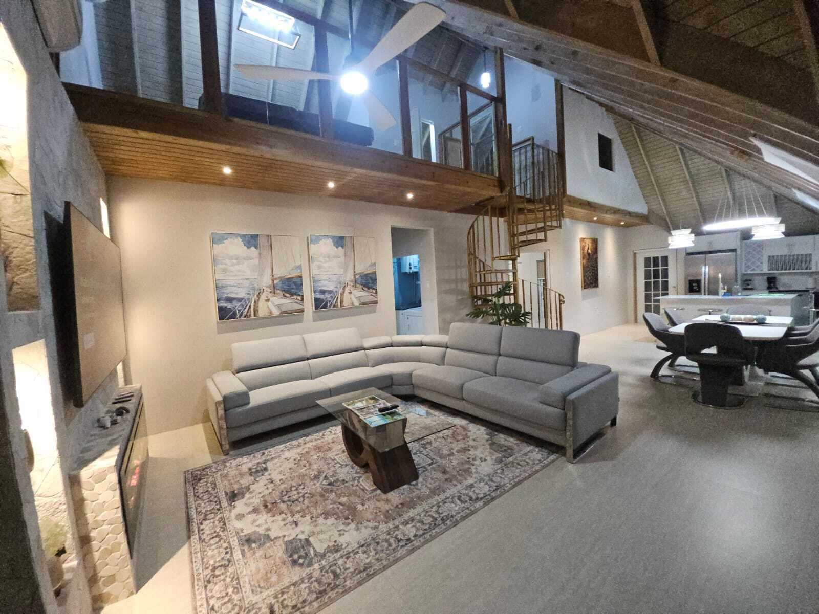 Luxury Penthouse | Living area