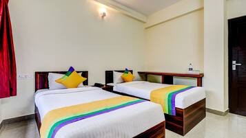Standard Room | Desk, iron/ironing board, free WiFi, bed sheets