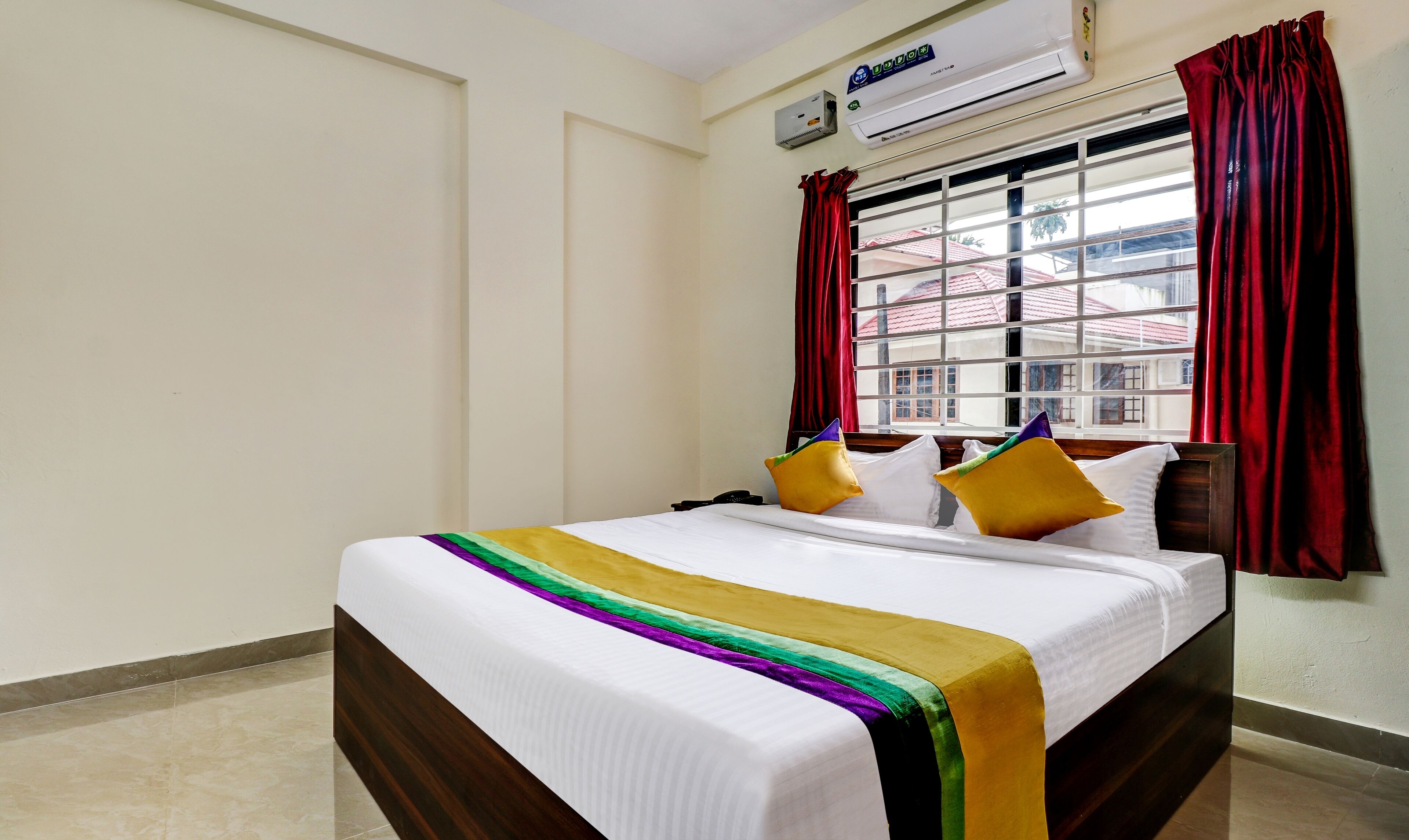 Foto - Itsy Hotels Rain Tulsi Stayz, Palarivattom Junction