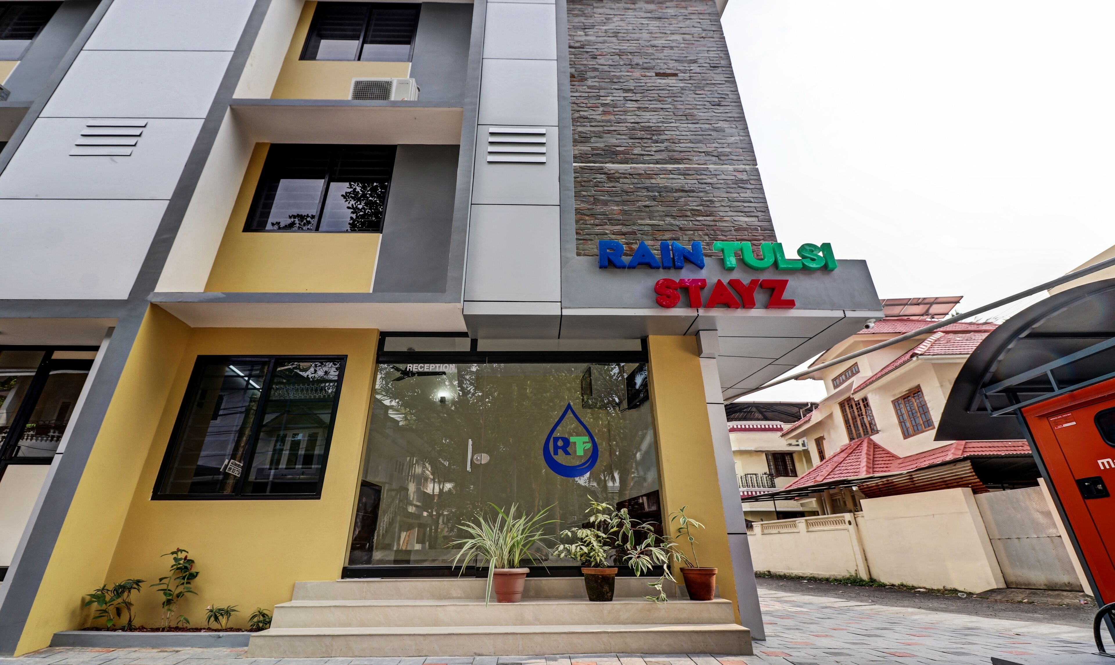Foto - Itsy Hotels Rain Tulsi Stayz, Palarivattom Junction