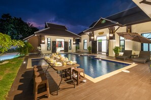 Tempat makan luar