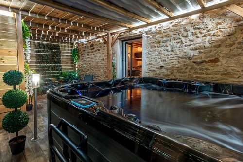 SPAtio Suite - Private Jacuzzi - 20min Disneyland PARIS