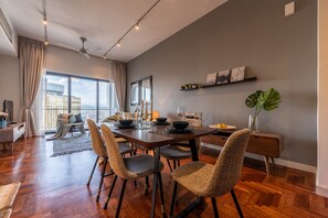 Dining - The Mews KLCC (Kuala Lumpur)