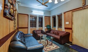 Reception - Itsy Hotels Shree Comforts (Bengaluru)