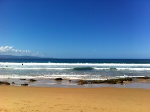 Beach nearby, sun-loungers