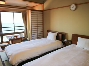 Standard Twin Room, Sea View - Hotel & Resort Izunone (Higashiizu)
