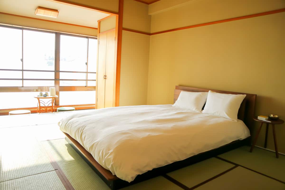 Double Room, Sea View | Free WiFi, bed sheets