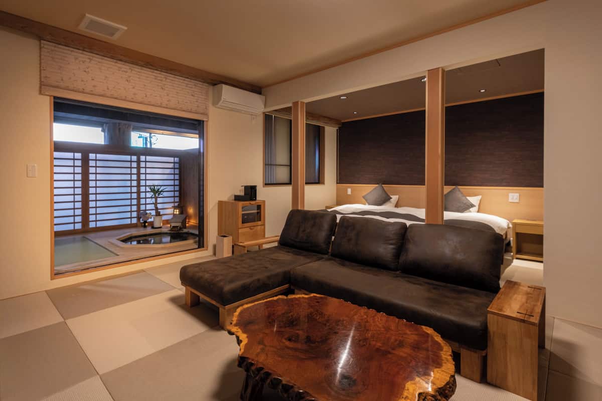 Habitación con 1 cama matrimonial o 2 individuales, para no fumadores (Shione101, w/ Open-Air Bath) | Wifi gratis