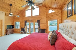 5 bedrooms, free WiFi, bed sheets