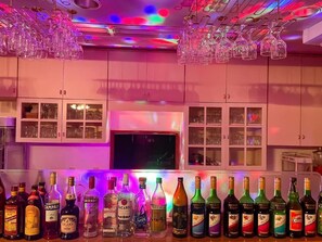 Bar (on property) - Hotel Sankt Moritz Shiga (Yamanouchi)