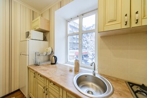 公寓, 1 間臥室 | 私人廚房 | 大型冰箱、微波爐、爐台、咖啡機/沖茶器