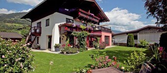 Apartment in Bramberg near Wildkogel Arena