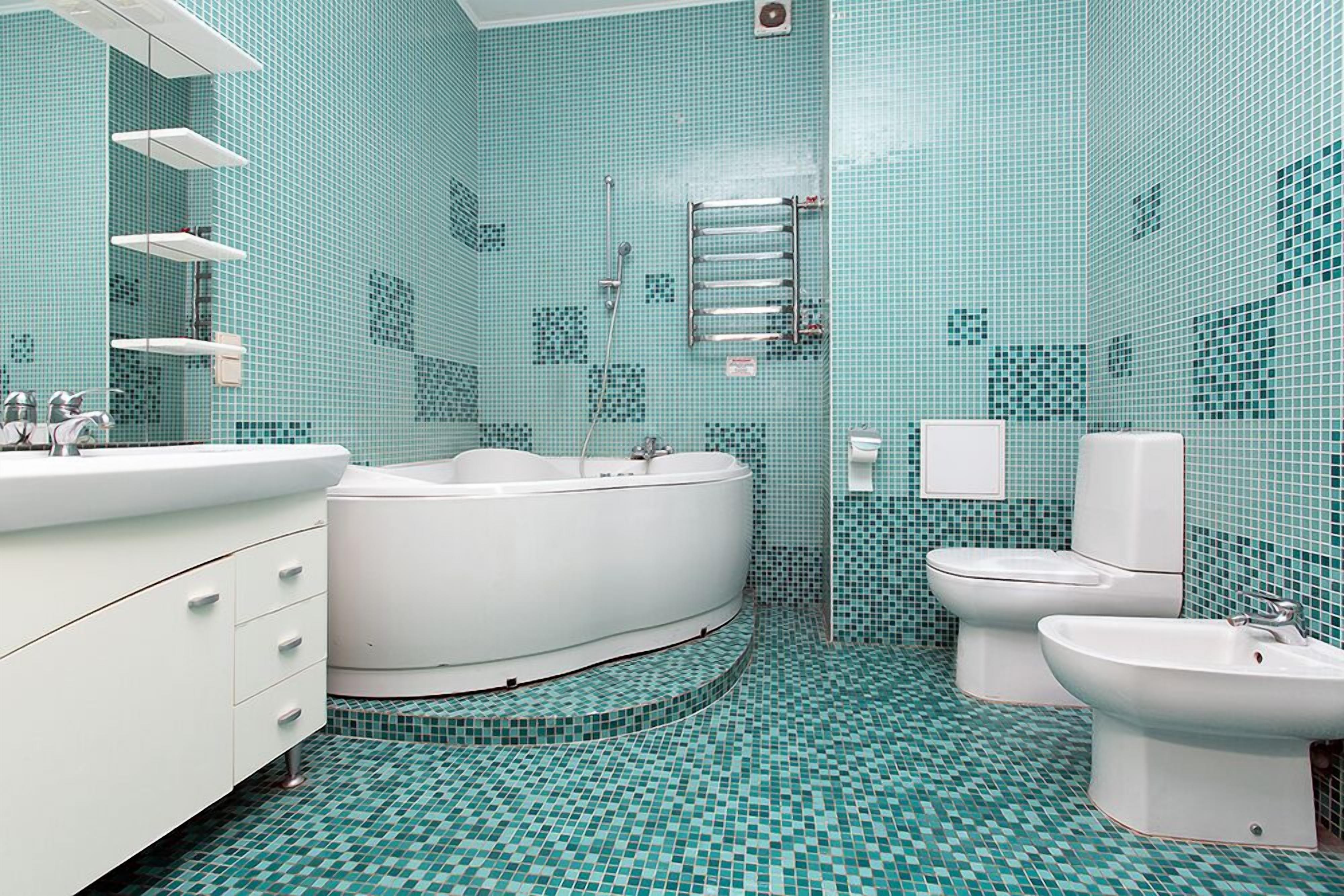 Apartamento, 1 quarto | Banheiro | Chuveiro/banheira combinados, secador de cabelo, chinelos 