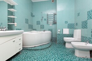 Apartment, 1 Bedroom | Bathroom