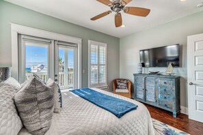 5 bedrooms, iron/ironing board, free WiFi, bed sheets