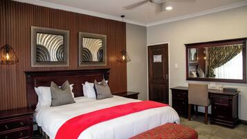 Room | Minibar, in-room safe, desk, laptop workspace