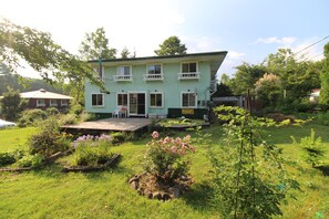 Exterior detail - Pension Ninjin (Hara)