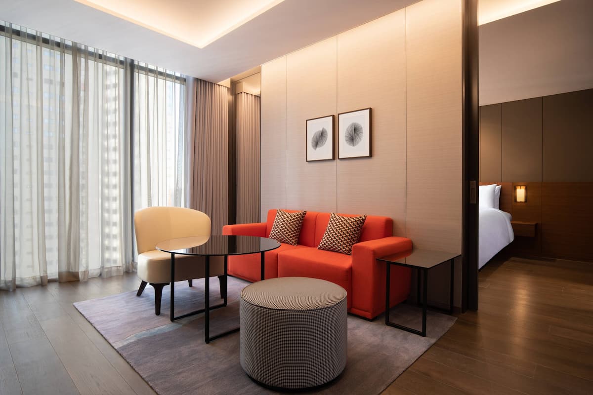 Suite Deluxe, 1 letto king, non fumatori | 1 camera, biancheria da letto di alta qualità, materassi a doppio strato