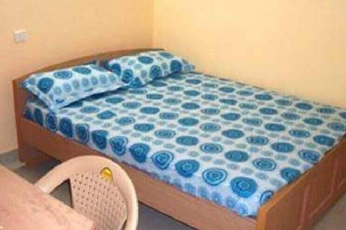Habitación estándar con 1 cama matrimonial o 2 individuales | Caja de seguridad en la habitación