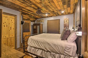 3 bedrooms, iron/ironing board, Internet, bed sheets - Tubes & Outdoor Games: North Georgia Mtn Retreat (Sautee Nacoochee)