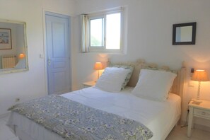 Bedroom - Apartment in Pégomas with Private Pool (Pégomas)