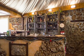 Bar (on property) - Hotel Rodina (Bansko)