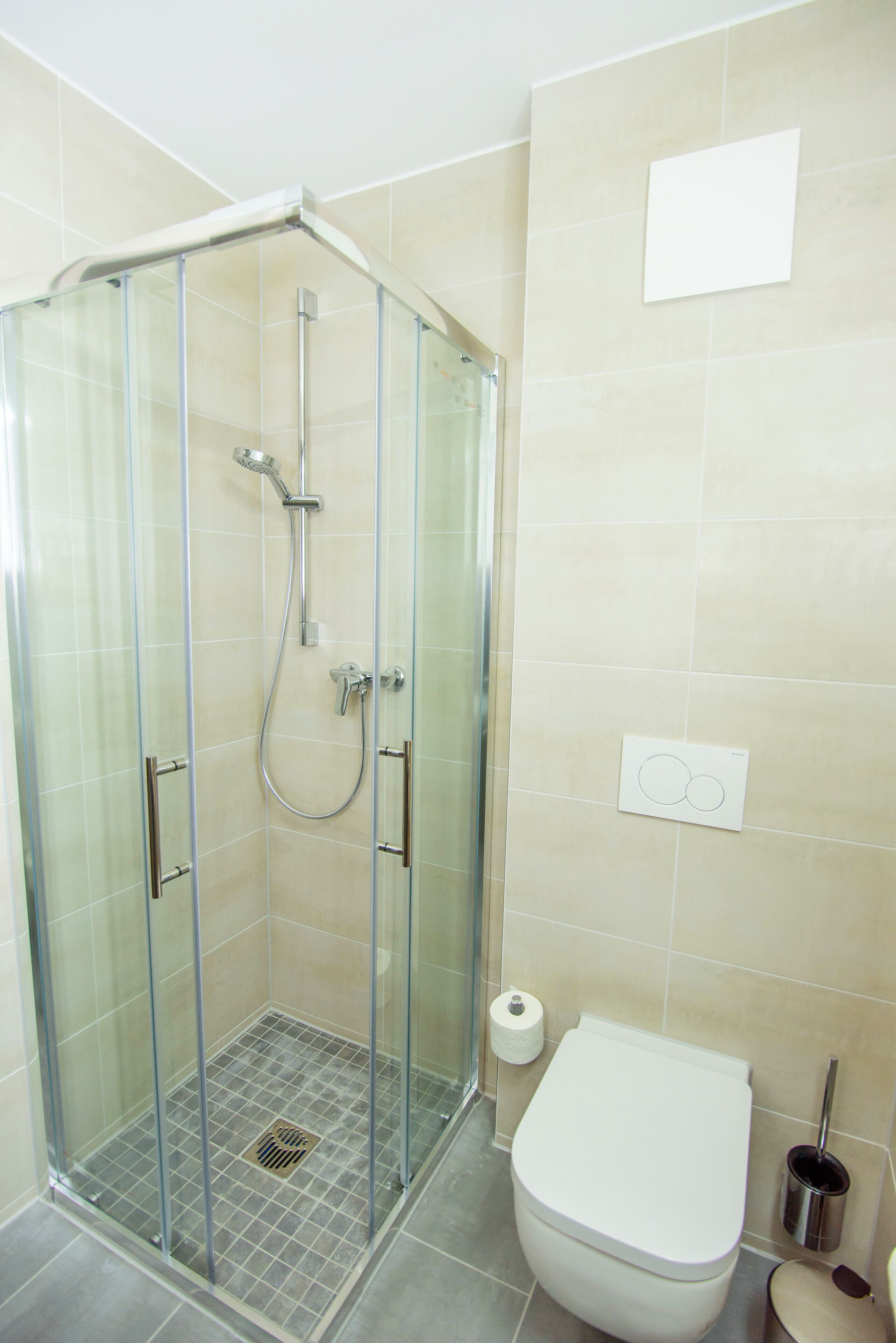 Dusche im Bad