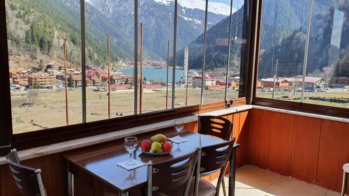 Grand Ozturk Uzungol