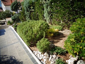 Garden - Nice Studio apartments Eduard (Medulin)