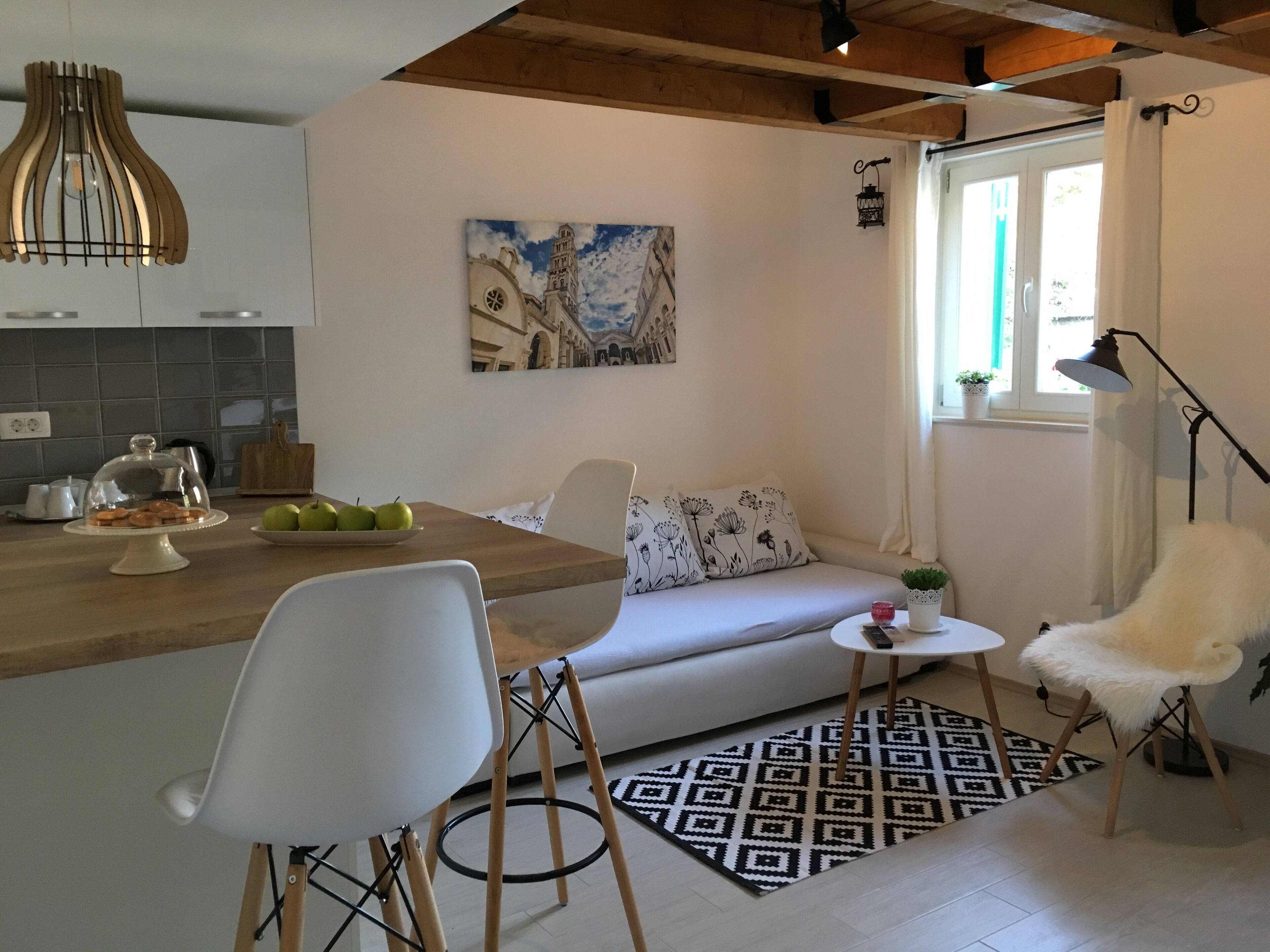 Photo - Central Split rooms and apartments Paese